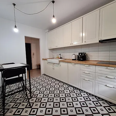 Askade Self Check-in Apartment Bucharest