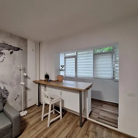 Askade Self Check-in * Бухарест